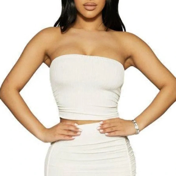 naked wardrobe Tops - NWT Naked Wardrobe Stretchy The Tube Crop Top Women's Cream Size S